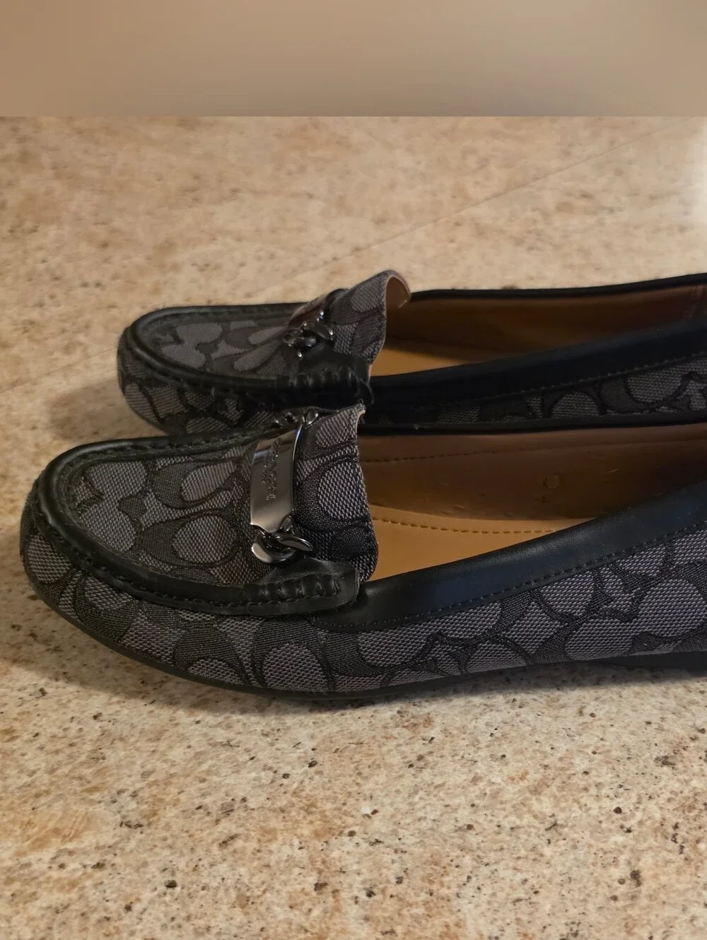 Coach Women's Olive Signature Black And Gray Monogram Loafers Size 8B